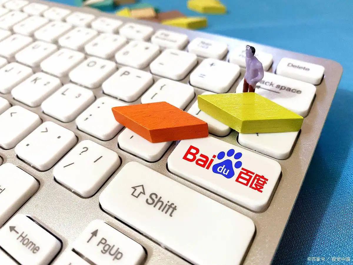 女狱警与囚犯发生关系还有囚犯放风